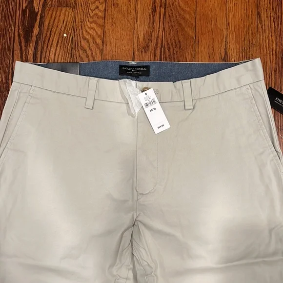 Banana Republic Emerson Stretch Chino Pant Straight Fit in Sand Size 34x30 NWT - Picture 4 of 4